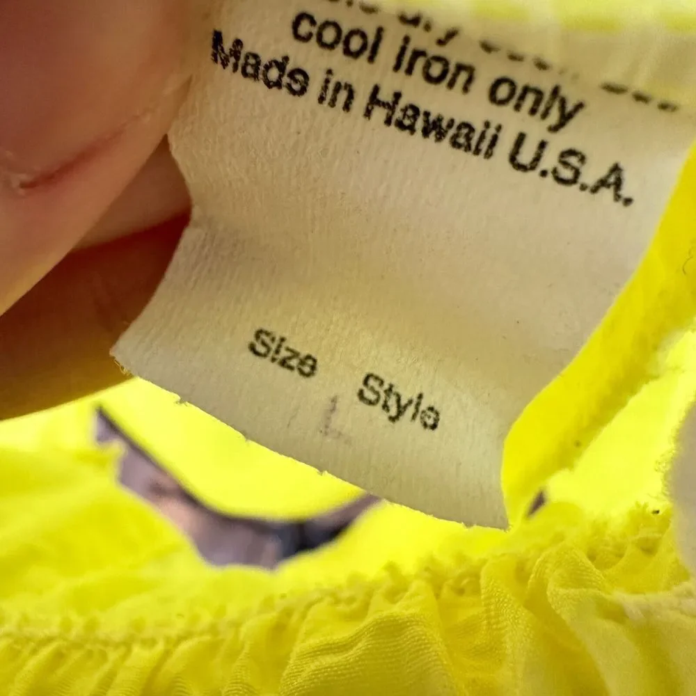 Vintage Shorts Mens L‎ Neon Yellow Elastic Athleisure Volleyball Hawaii USA made